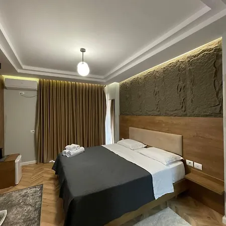 Hotel Your Tirana